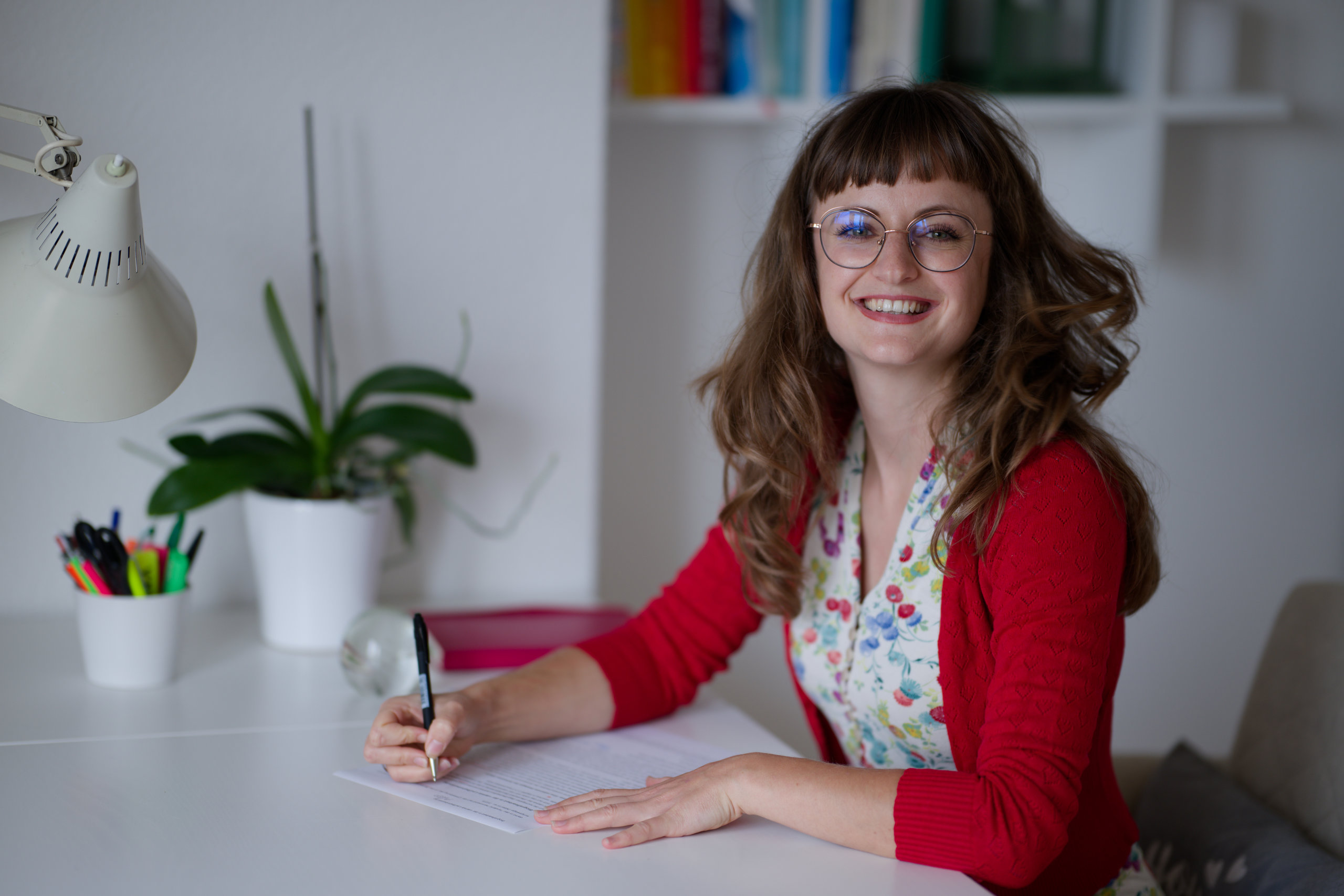 Foto von Shana am Texten